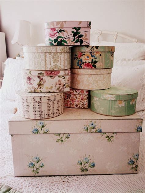 Vintage boxes 